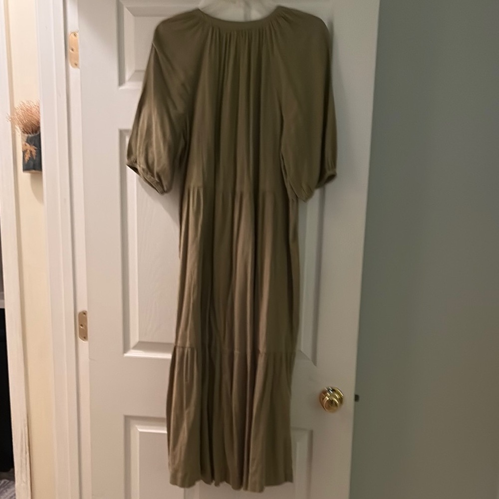 Wonderly Green Pleated Midi Sundress - Picture 5 of 5